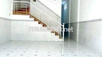 Chủ Gửi:🥰
NHÀ ĐẸP GIÁ RẺ NHẤT KHU 586
TRỆT 1 LẦU RỘNG  2 Tỷ 600