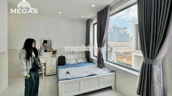 CĂN HỘ Q3_CỬA SỔ LỚN_RỘNG RÃI_THOÁNG MÁT_SẠCH SẼ_THANG MÁY_HẺM Ô TÔ