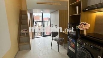 Cho thuê CCMN 25m2 Gác xép full đồ. Ban công thoáng tại Phạm Văn Đồng