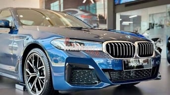 BMW 5 Series 520i M Sport 2022 - 1 Tỷ 999 Triệu