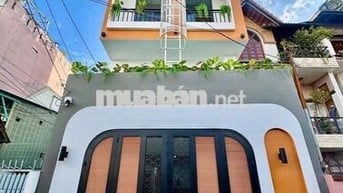 Tôi cần bán tòa 16 chdv  2mt Phan huy ích, dt. 5x16m 5 lầu. 16chdv