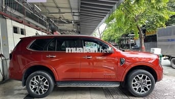 Ford Everest Titanium 4x4 2022, bảo hành Ford 2027