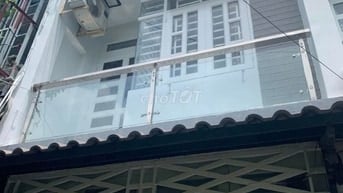 Bán nhà Tỉnh Lộ 10, 1 lầu, 2pn, 2 toilet, Quận Bình Tân