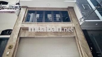 Chính chủ gửi bán nhà phân lô ô tô Hoàng Quốc Việt giá cực tốt
