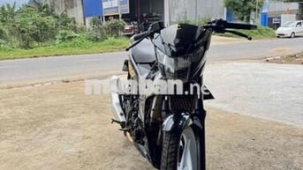 e cần bán một e suzuki raider xe đời cao