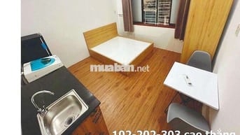 Cho thuê studio giá rẻ cửa sổ trời, máy giặc riêng