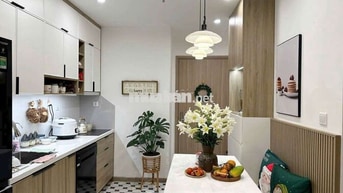 (VIEW BỂ BƠI) THE MIAMI 2N+1 decor xinh xắn, tầng trung, view triệu đô