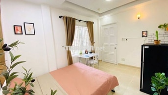 Căn hộ mới ngay quận 1, bancol đón nắng, gần UEH, Đại học Hoa Sen