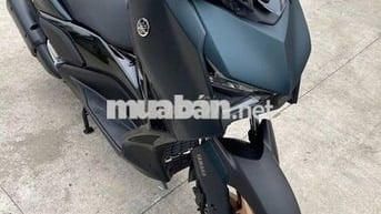 Bán xe XMAX 300 còn mới (kèm phụ kiện GIVI)