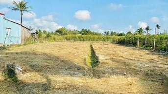 GẤP GẤP - BÁN ĐẤT GẦN QUỐC LỘ 57 - GẦN CHỢ CÁI GÀ