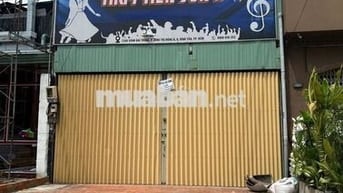 CHo thuê nhà mặt tiền đường Vành đai trong 6x25m cấp 4 trống suốt
