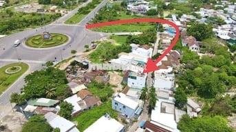 Cần bán mặt Tiền đường Núi Cấm 2 Vĩnh Thái Phường Nam Trang chỉ 4ty3