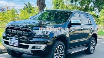 Ford Everest Titanium 2.0L 4x2 AT 2022 - 985