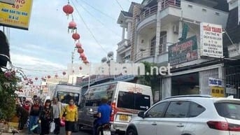 BÁN NHÀ MẶT TIỀN TT KDL NÚI SAM