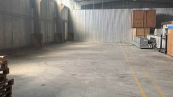 Cho thuê kho mặt tiền: Nguyễn Văn Quỳ Quận 7_Diện tích: DT: 860m2
