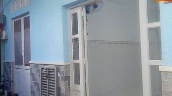 Cho thuê nhà hẻm 2m Đoàn Văn Bơ, P.16, Q.4 giá 6.5tr