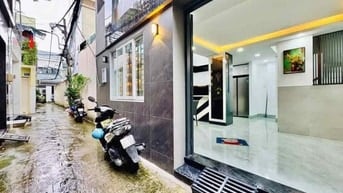 Bán nhà mặt tiền đắc địa đường Phạm Hữu Chí, quận 5, 48m2 SHR giá tốt