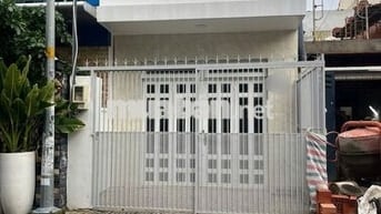 CHo thuê nhà hẻm đường Nguyễn cửu đàm 4x30m trống suốt nhà mới cải tạo