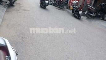 Cần cho thuê nhà nguyên căn ,4 tầng ở đường giáp bát