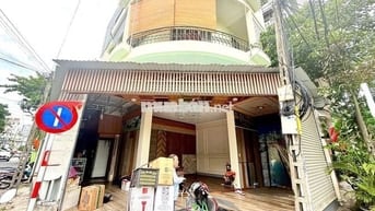 MẶT BẰNG GÓC 2 MẶT TIỀN KHU BÀN CỜ TRUNG TÂM GIÁ 12 TRIỆU/THÁNG