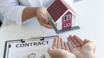 Cho thuê tầng 4 + tầng 5 số nhà 28 ngõ 12B Lý Nam Đế, Hoàn Kiếm