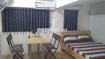 Căn hộ dịch vụ, ngay cạnh spkt, ngân hàng, bệnh viện thủ đức, kcnc
