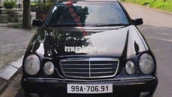 Bán xe E240 đời 2000, số tự động.