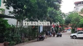 Phú Diễn, Đất 40m2, MT 4.5m, Phân Lô, Vỉa Hè, Ô Tô Tránh, KD, 12.9 tỷ.