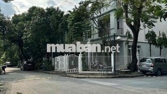 Cho Thuê Biệt Thự Khu Hưng Thá 2 PMH , P Tân Phong Quận 7