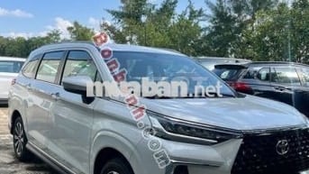 Toyota Veloz Cross Top 1.5 CVT 2024