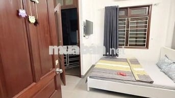 SANG NHƯỢNG NHÀ Airbnb P. PHẠM NGŨ LÃO QUẬN 1 LN40TR/THÁNG