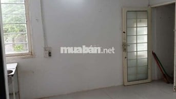 Phòng trọ như hình,có máy lạnh,giờ tự do,nhà chỉ có 2 phòng trọ