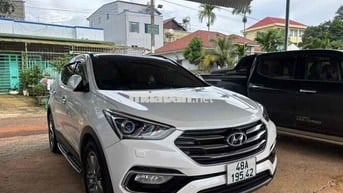 Hyundai Santa Fe 2017 2.4 AT 4 WD - 139000 km