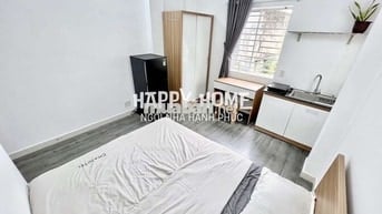 Cho thuê studio cửa sổ trời ngay Cầu Công Lí