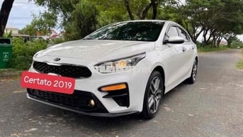 Kia Cerato 2019 1.6 MT - 95000 km