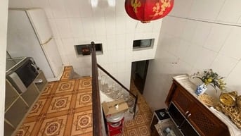 Cho thuê nhà mặt đường 136 Đê Trần Khát Chân, tầng 1, 2, DTMB 45m2