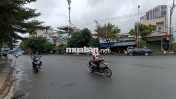 CĂN GÓC 3 TẦNG 5PN 5WC, MẶT TIỀN SẦM UẤT, SÁT PHẠM VĂN ĐỒNG