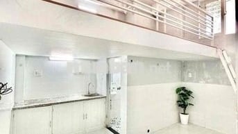 CĂN PHÒNG DỊCH VỤ GÁC CAO 2M Ở ĐƯỢC 4 NGƯời 4 Xe