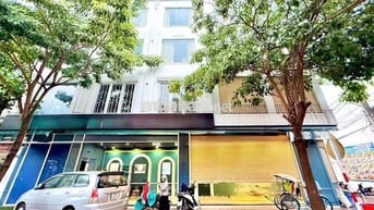 NHÀ KINH DOANH 4 TẦNG NGANG 20M KHU PHỐ TÂY GIÁ 32 TRIỆU /THÁNG