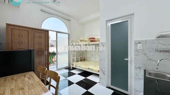 Căn hộ mini Full nội thất thang máy Dương Bá Trac Q8 có ban công nhỏ