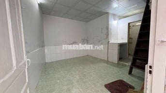 CHO THUÊ NHÀ NGUYÊN CĂN, CÓ GÁC, GIÁ CẢ THƯƠNG LƯỢNG - QUẬN PHÚ NHUẬN