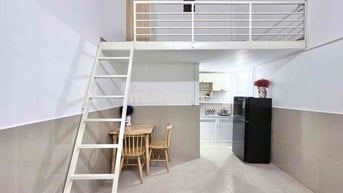 Phòng gác cao, ở được 3-4 người ngay cách làng Đại Học chỉ 5-10p
