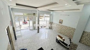 Cho thuê nhà MT đường nội bộ Bình Phú P11 Q6