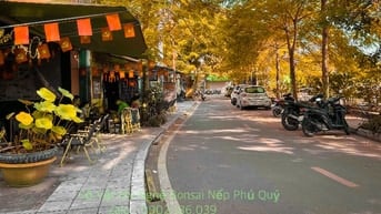 Bán đất tặng nhà cũ 3 tầng kiểu biệt thự, mặt hồ Linh Quang Khâm Thiên