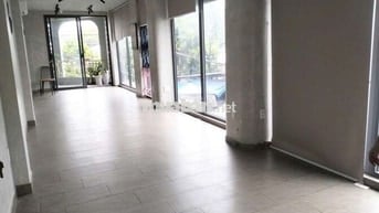 Cho thuê nguyên lầu 1 ,sẵn máy lạnh, căn góc mặt tiền Đs21 p8 Gò Vấp