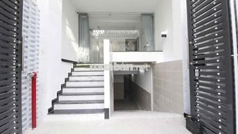 🌸Mặt Bằng, Văn Phòng Ngay Luỹ Bán Bích Có Phòng Sau Ở Lại DT 70m2🌸