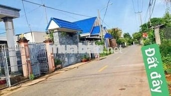 8x34m đường huyền trân công chúa thị trấn đất đỏ giá 2 tỷ 500