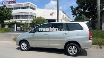 Toyota Innova 2006 G - 200000 km