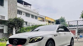 Mercedes Benz E Class 2016 E300 AMG - 87000 km