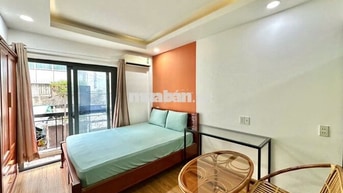 CĂN HỘ BANCON MÁY GIẶT RIÊNG FULL NỘI THẤT MỚI KENG NGAY TRẦN PHÚ